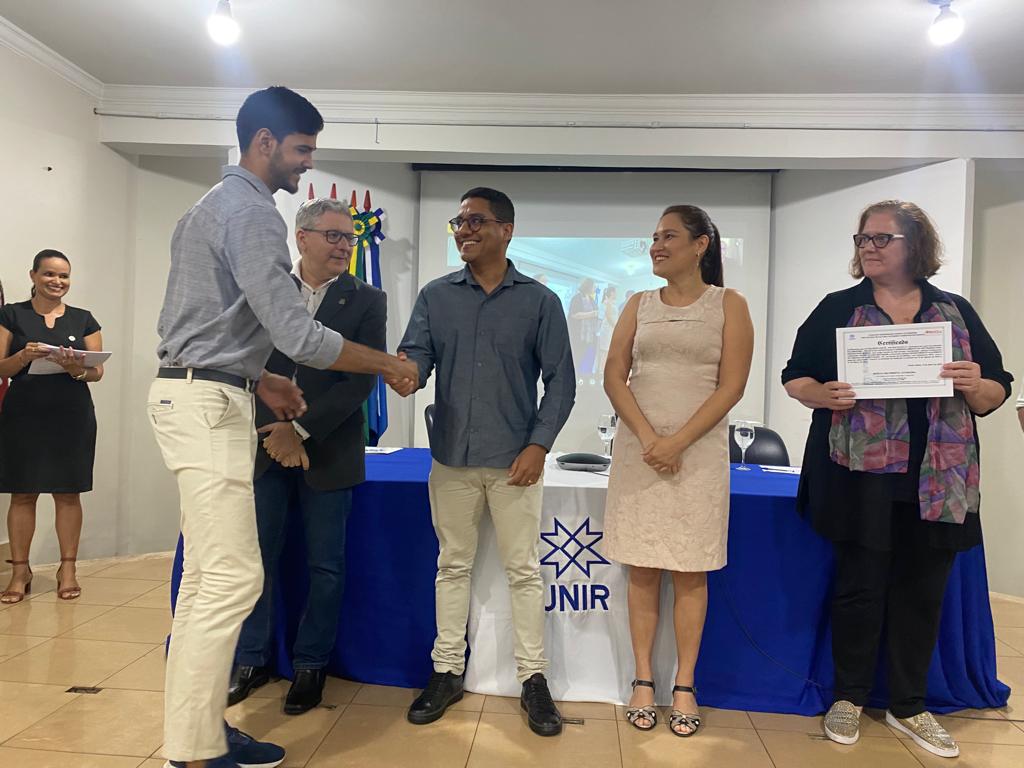 Imagem da sessão Entrega do certificado de capacitação em Desenvolvimento embarcado