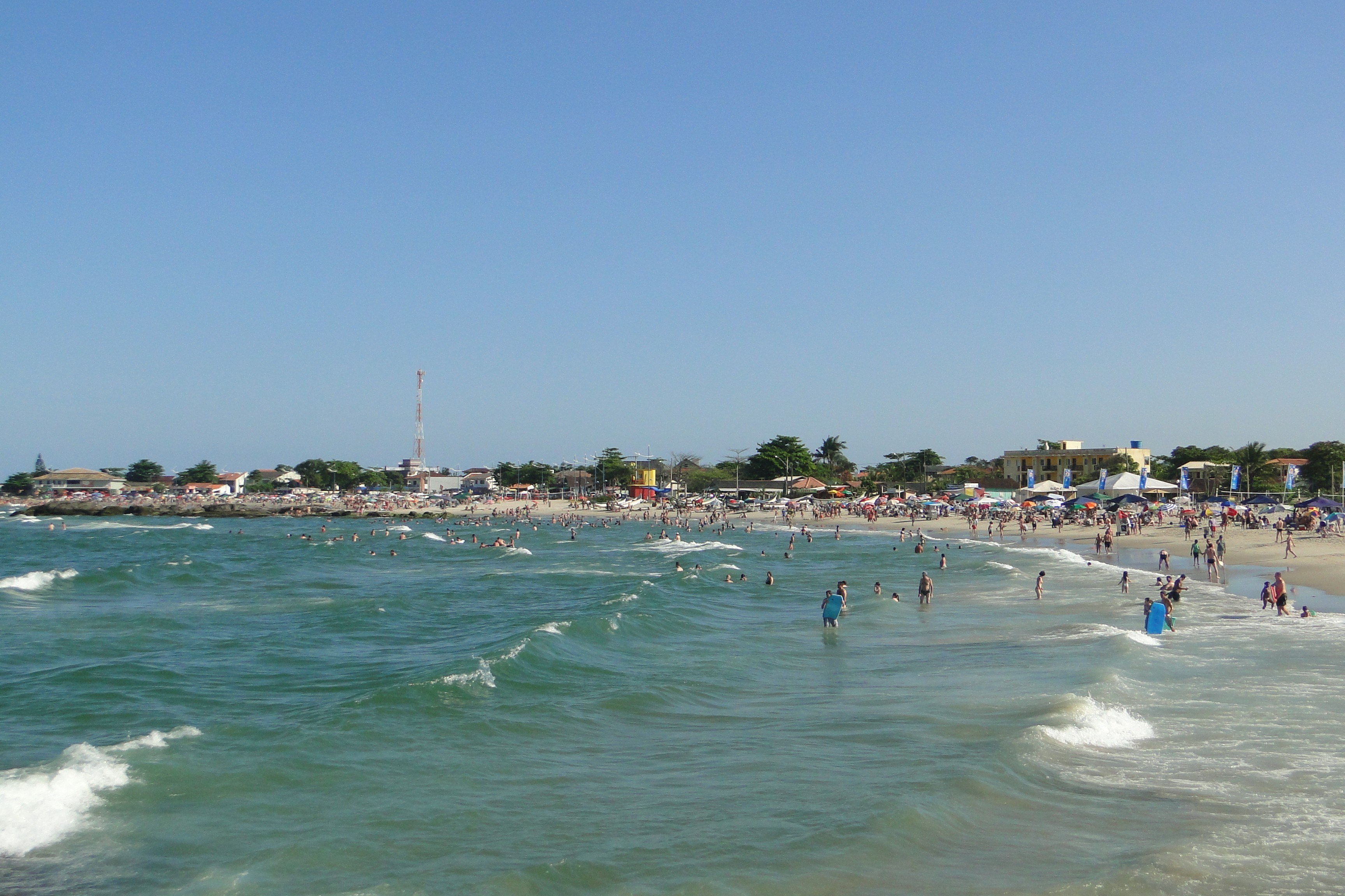 Alargamento da praia avança e Itapoá se reinventa 