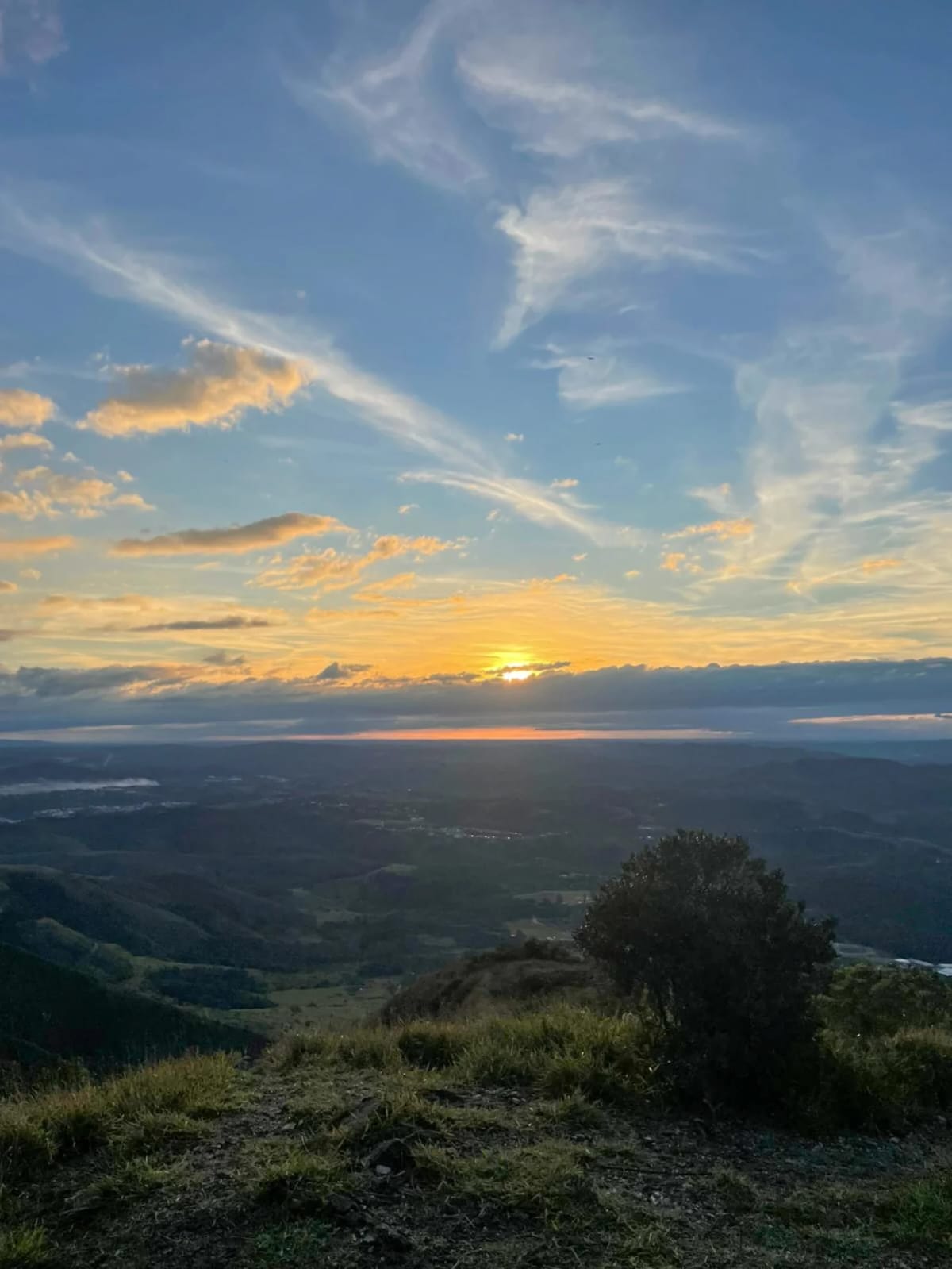 Pôr do sol no Pico do Voturuna - Pirapora do Bom Jesus - Sp