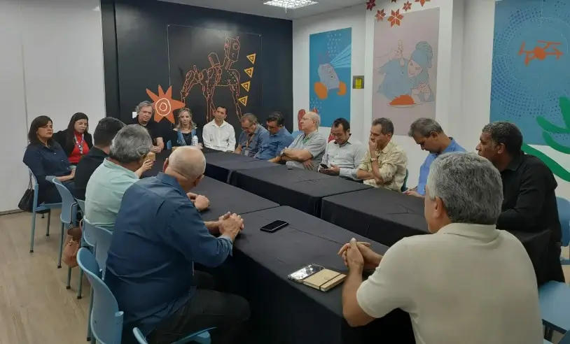Em Serra Talhada, superintendente do Sebrae/PE, Murilo Guerra, recebe líderes do setor empresarial