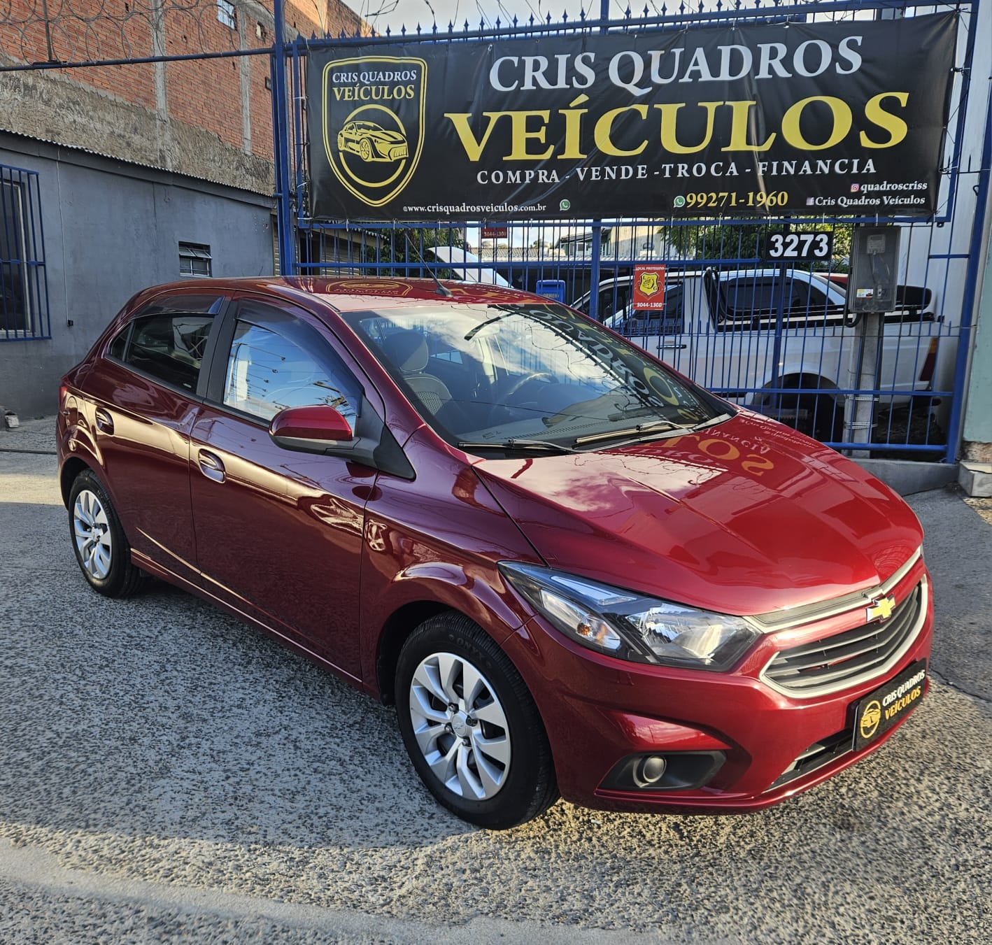 Chevrolet Onix Lt 18