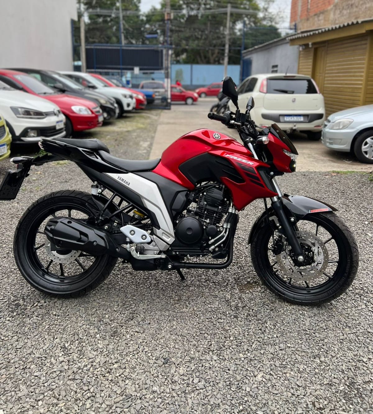Yamaha FZ25