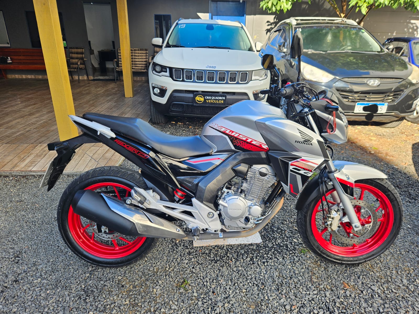 Honda Twister 